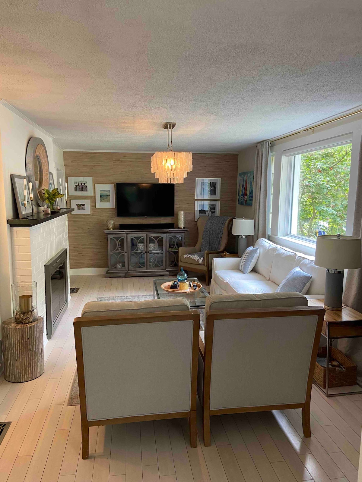 Popular Airbnb listing: Severn River Hope Cottage in Annapolis / Anne Arundel