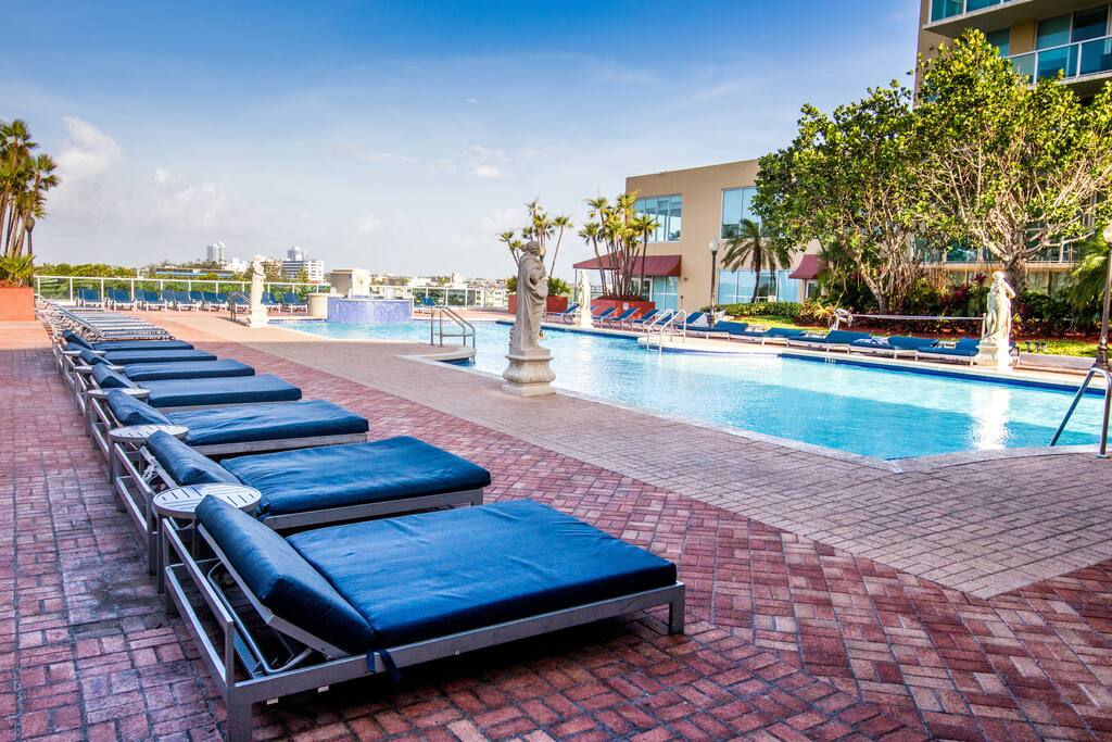 pool