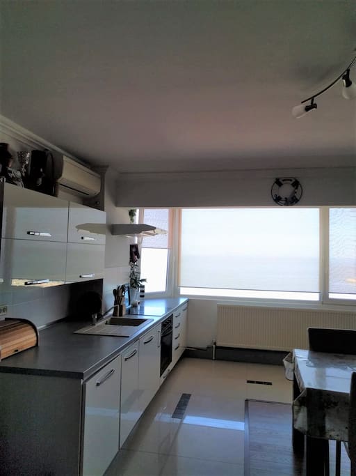 Living&open space kitchen