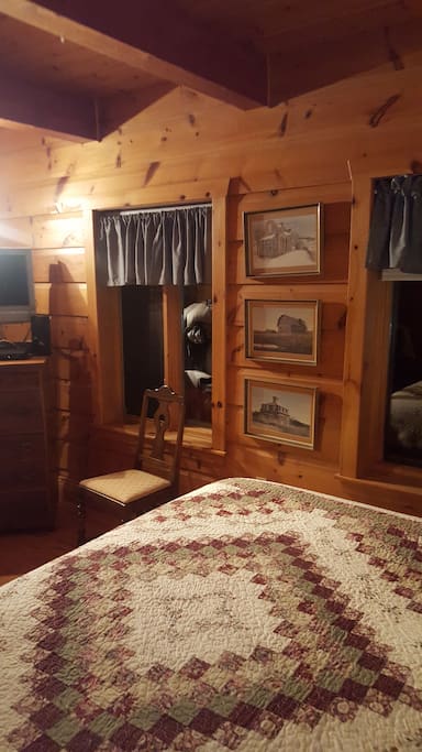 King size bed