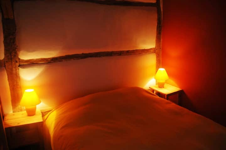 ห้องใหญ่ (เตียงคู่)