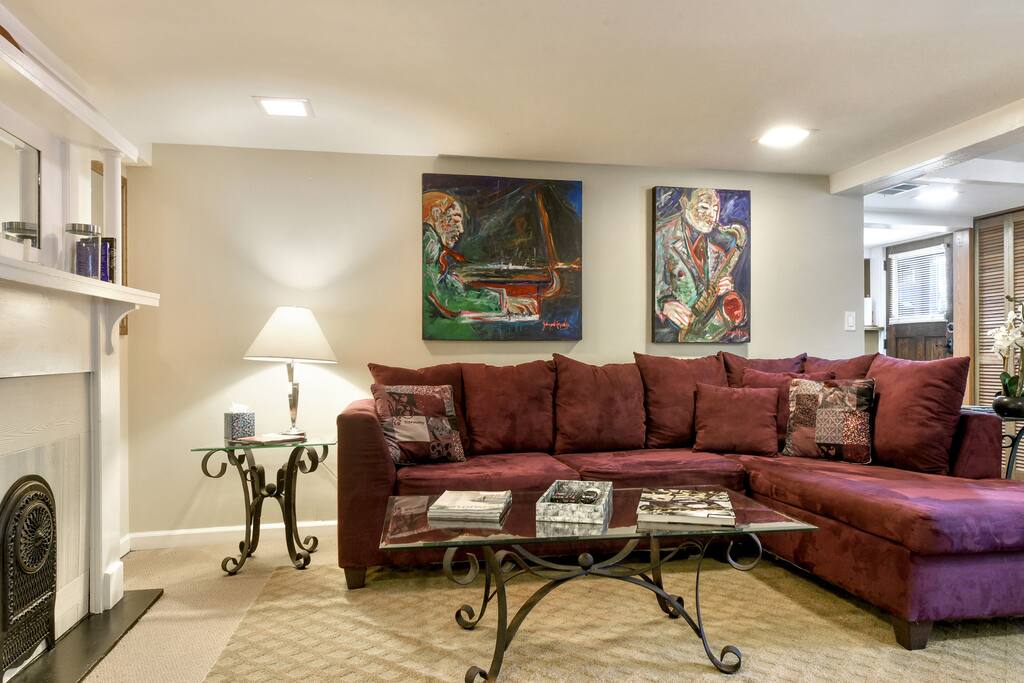 LIVING ROOM #2