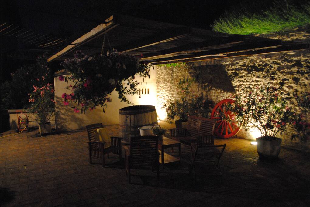 La vecchia " aia "