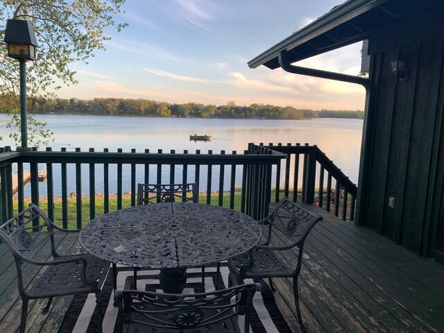 Spectacular Locke Lake Home in Monticello, MN! gallery image 4