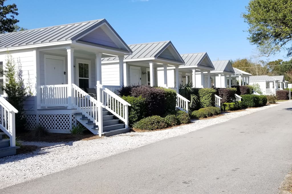 BeachView Vacation Cottage 10 Cottages for Rent in Gulfport