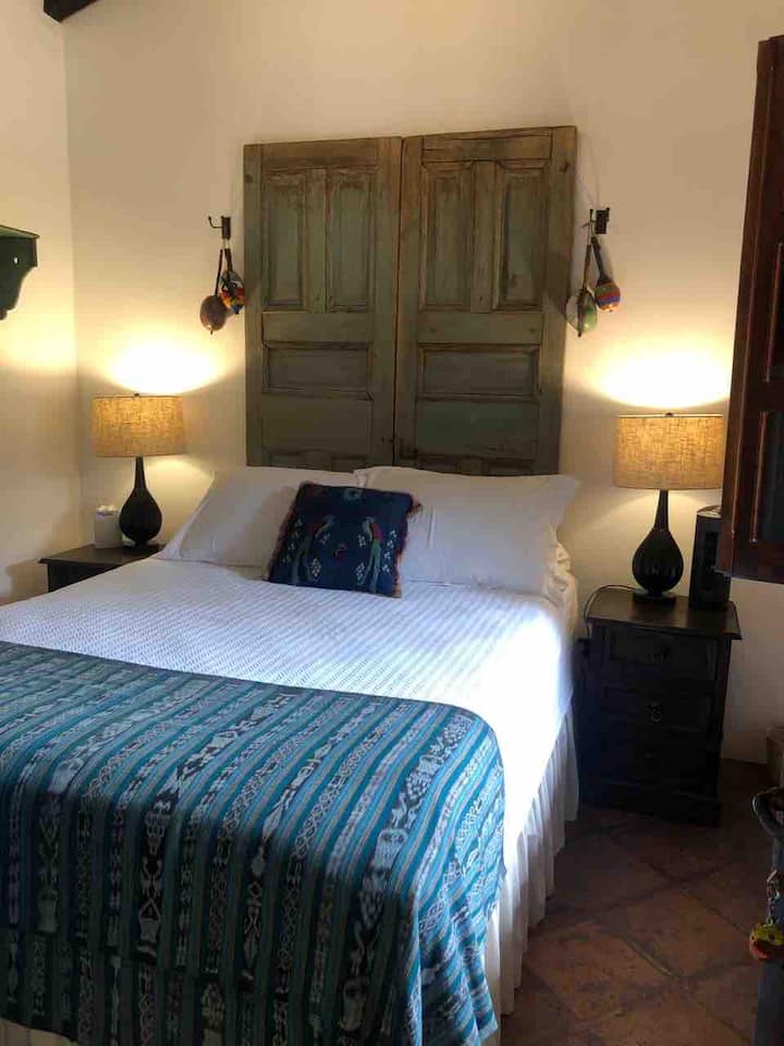 Hummingbird Suite