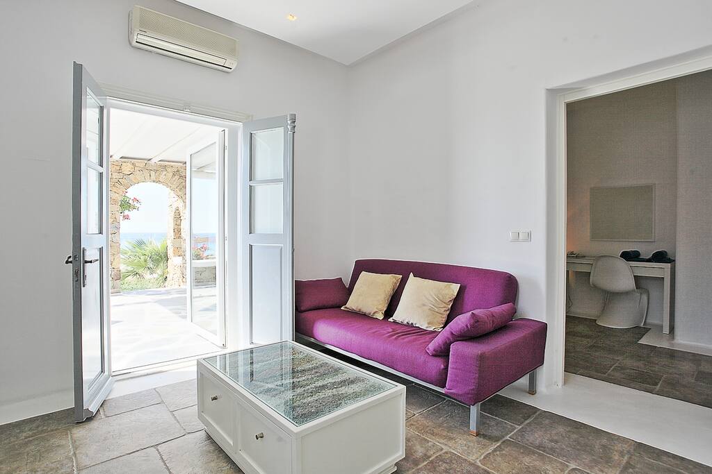 Lounge Area