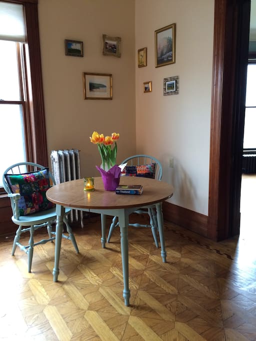 Kitchen nook