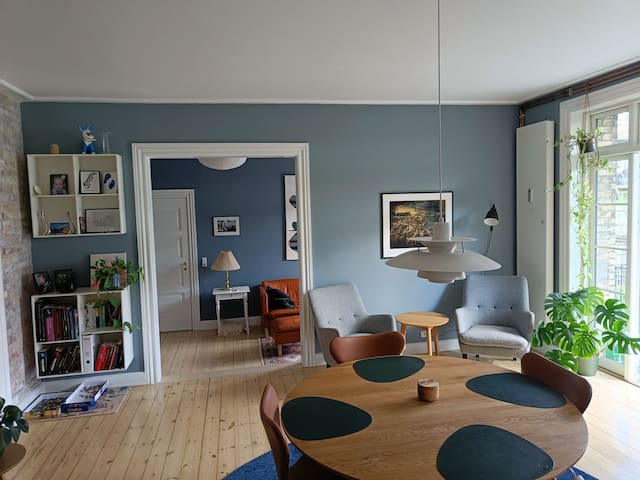 Stor 5v lejlighed på Vesterbro