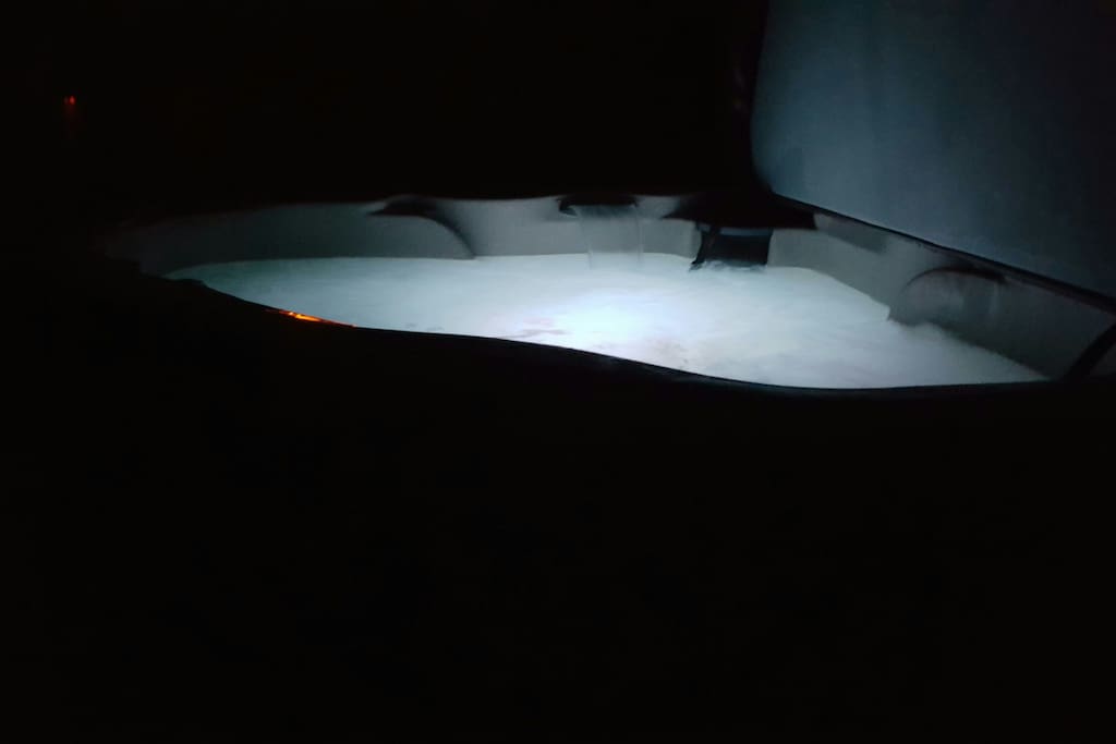 Hot tub