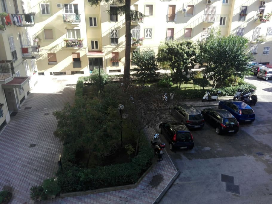 parco privato con posto auto
