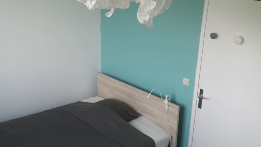 Lovely bright flat in Avon