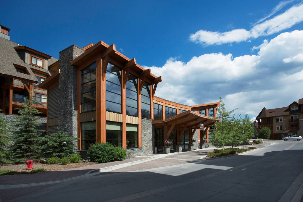 Solara Resort & Spa