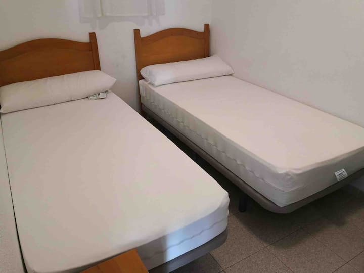 Dhomë gjumi 2