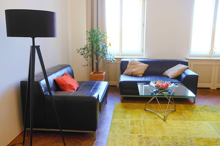 Romantic Loft Apartment Near Charles Bridge
