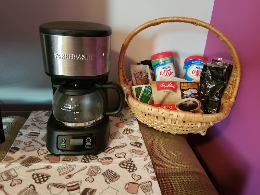 coffee, tea, bottled water and hot chocolate complimentary in room with each rental!!