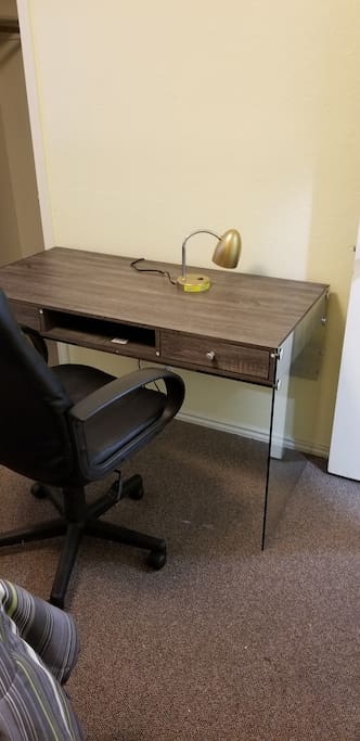 Computer desk