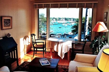 "Honeymoon" condo special Jan thru March