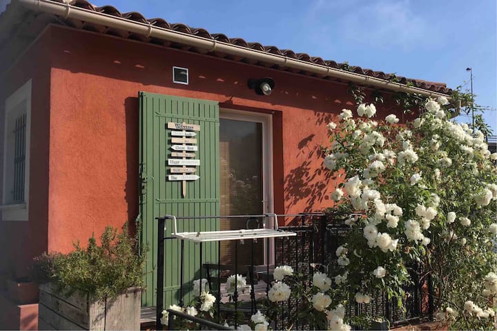 New,Sea View,Village, Air Conditioning,Parking