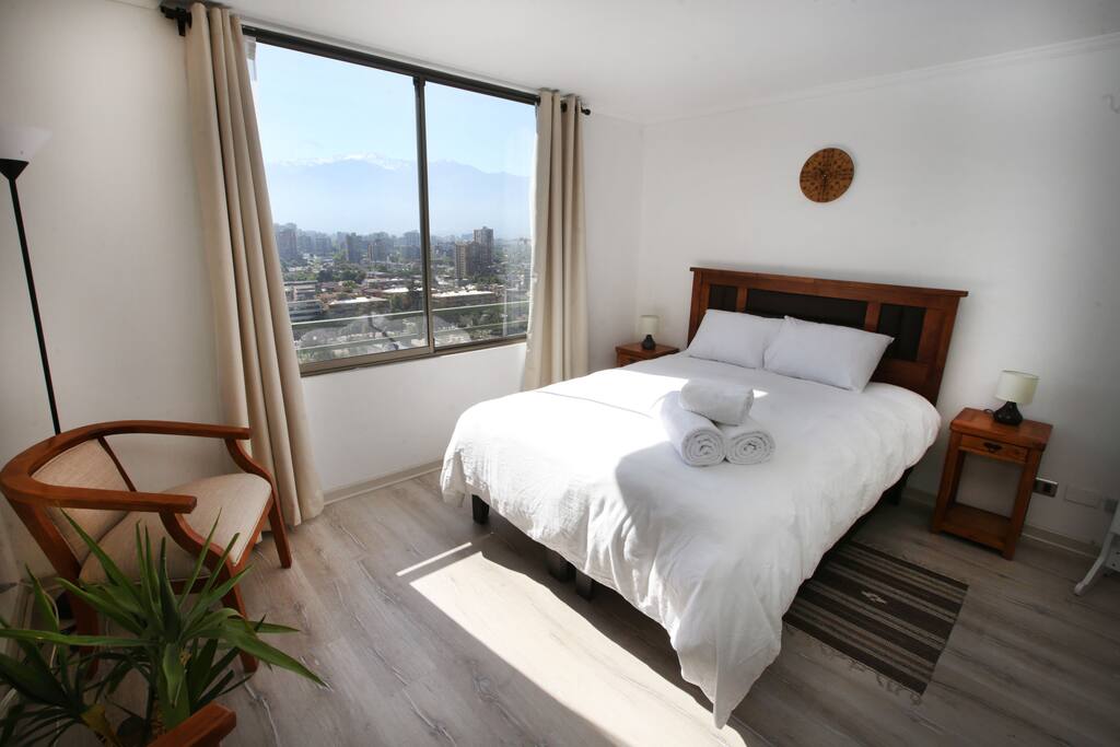 Let the sunlight get in to energize you. / Deja entrar la luz del sol para energizarte.