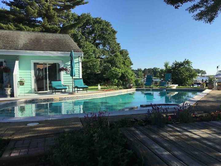 Annapolis Beautiful Waterfront Guest suites for Rent in Annapolis