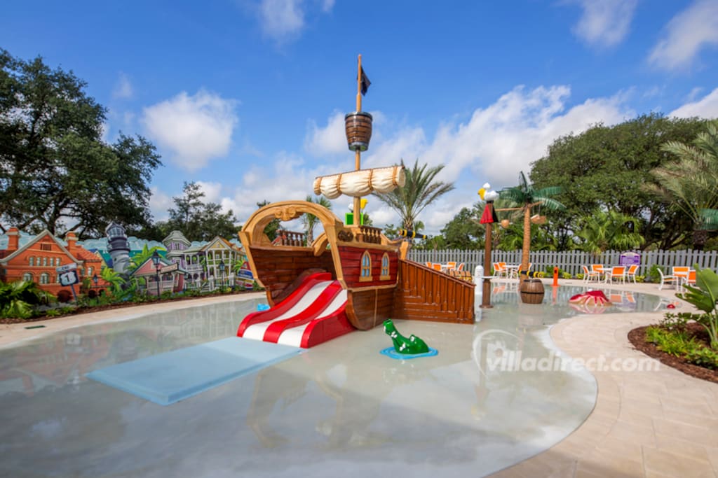 .kids splash water park