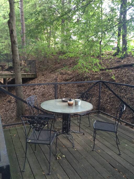 Urban green patio