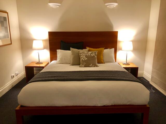 LOCHIEL ORIGINAL COTTAGE (8 PERSON) gallery image 3