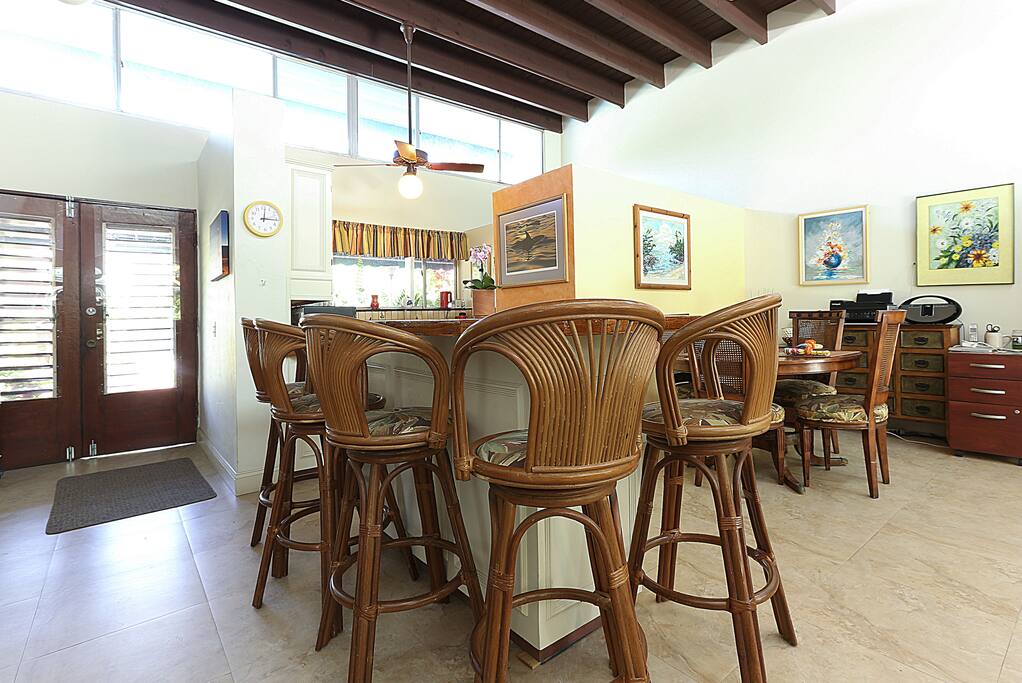 OPEN KITCHEN/DINING AREA