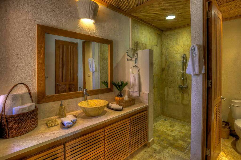 Baño habitación principal