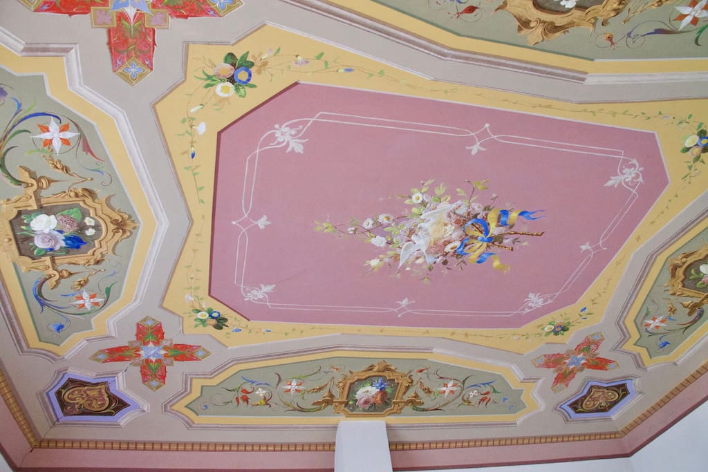 Living Room ceiling