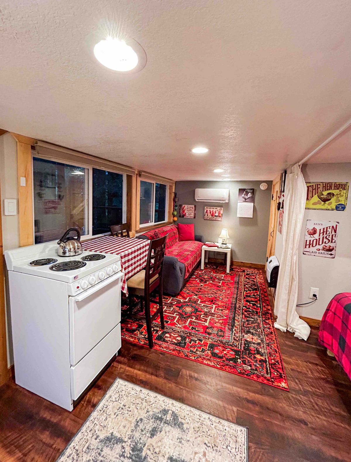 Successful Airbnb property: The Henhouse in Monte Rio
