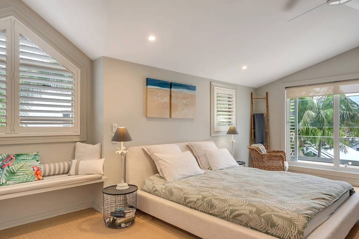 Chumba cha kulala cha ghorofani 1 - Kitanda cha Kifalme