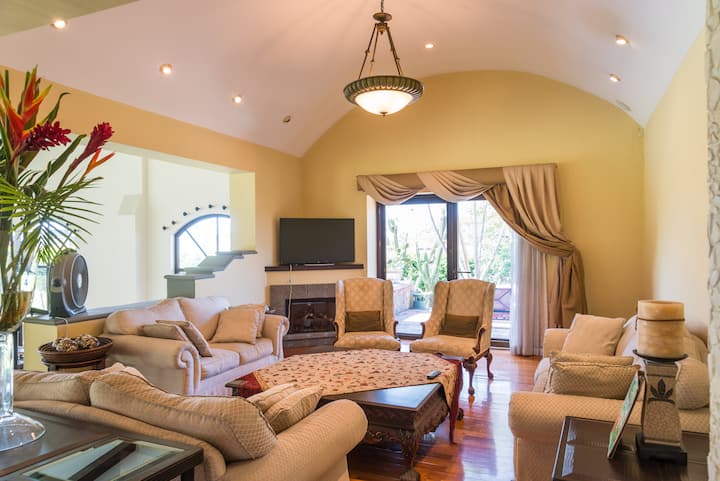 Exclusive Tuscan Mansion In Cr - Costa Rica