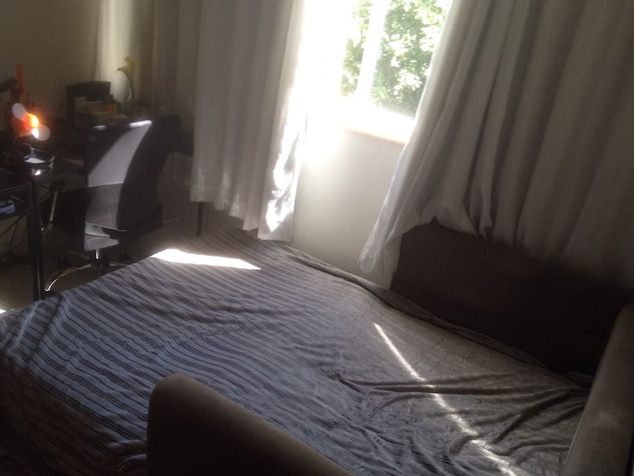 TV 21', AC, sofa-bad twins