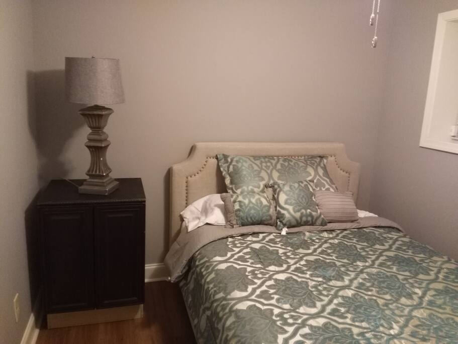 Bedroom 2 with Queen Bed