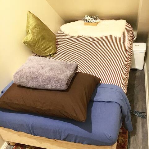 Cozy Like Harry Potter’s Room ;-)