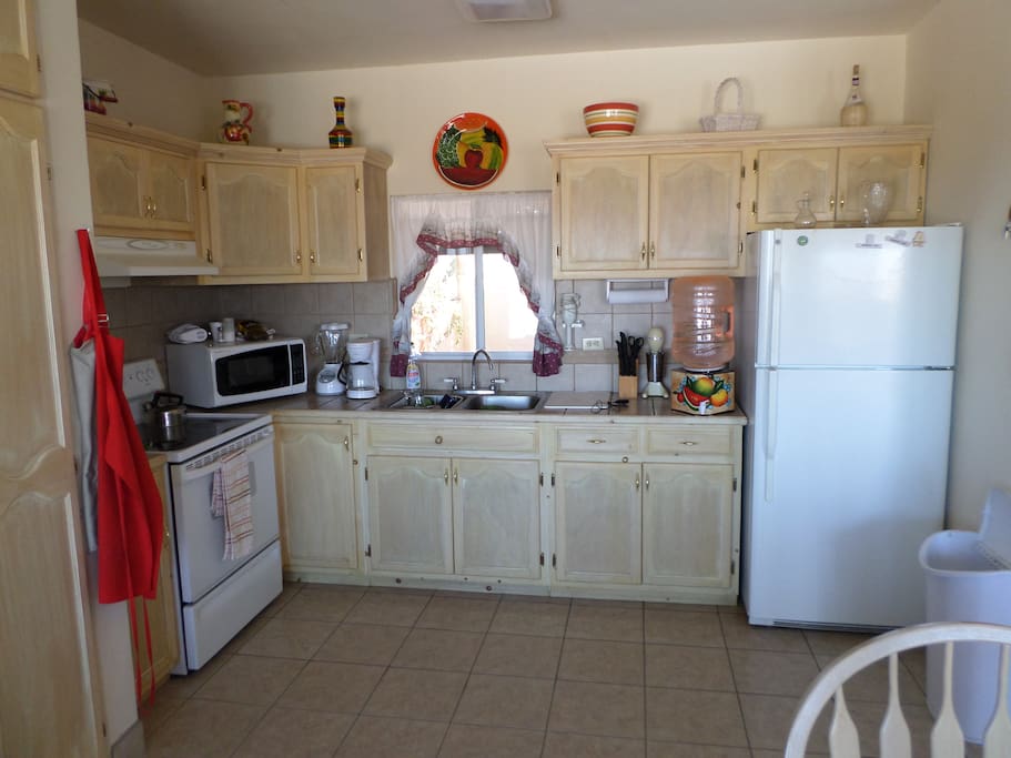Fully equipped kitchen
