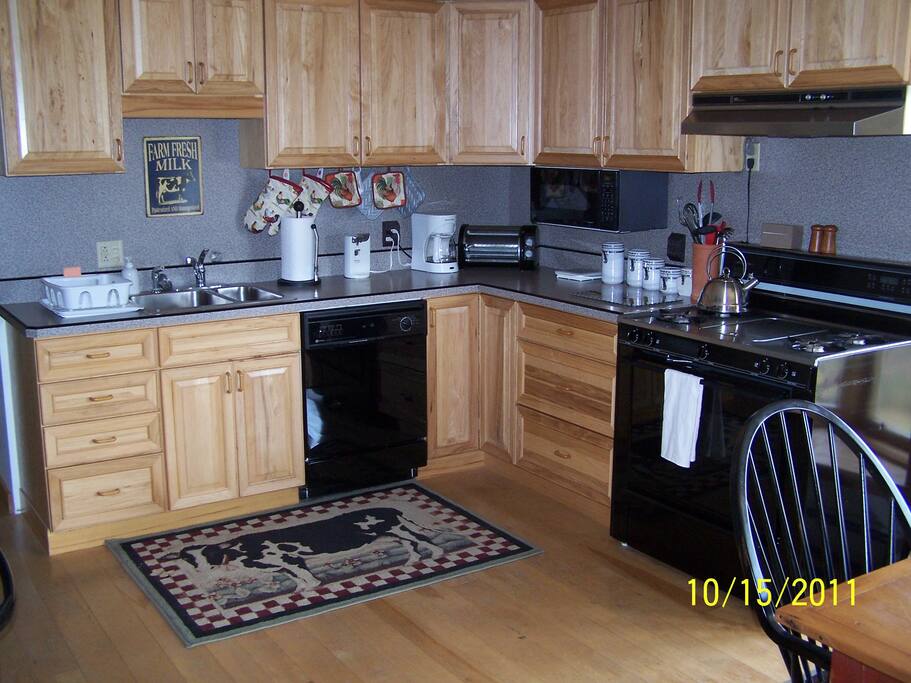 Full kitchen with everything you need