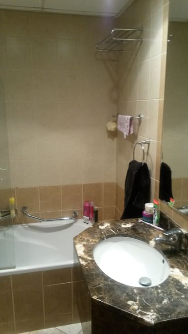 Ensuite Bathroom with Shower