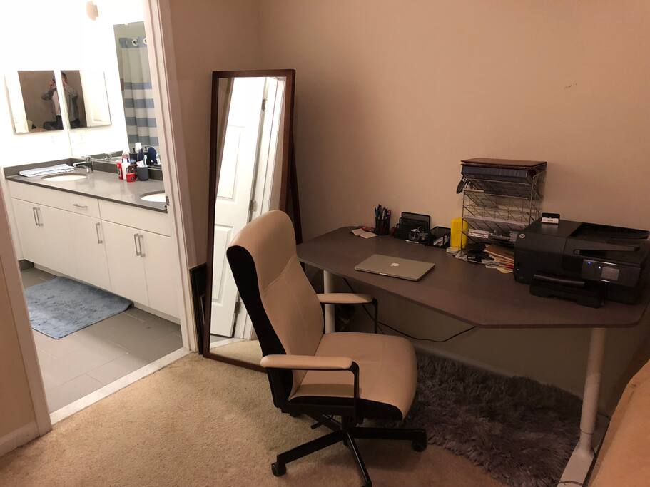 Work Station & Full Size Mirror