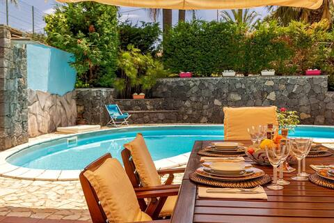 Villa Magdalena-Villa with pool