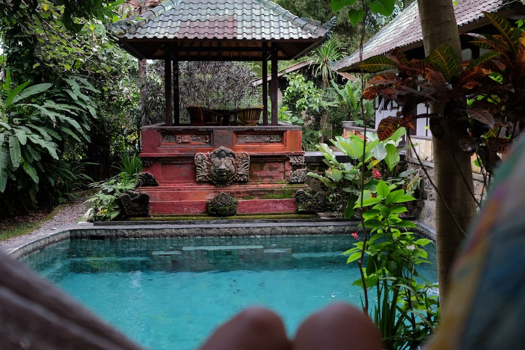 Shared Bale & Pool
