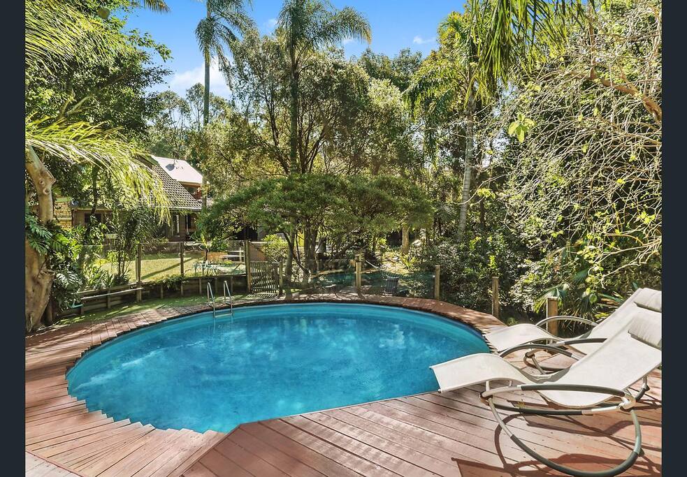Relaxing surrounds