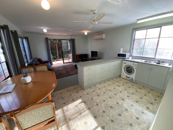 6 Best Airbnb Vacation Rentals In Deniliquin, Australia Updated 2024 Trip101