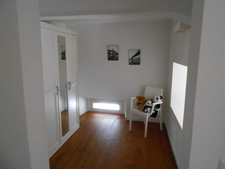 опуштете се со камера