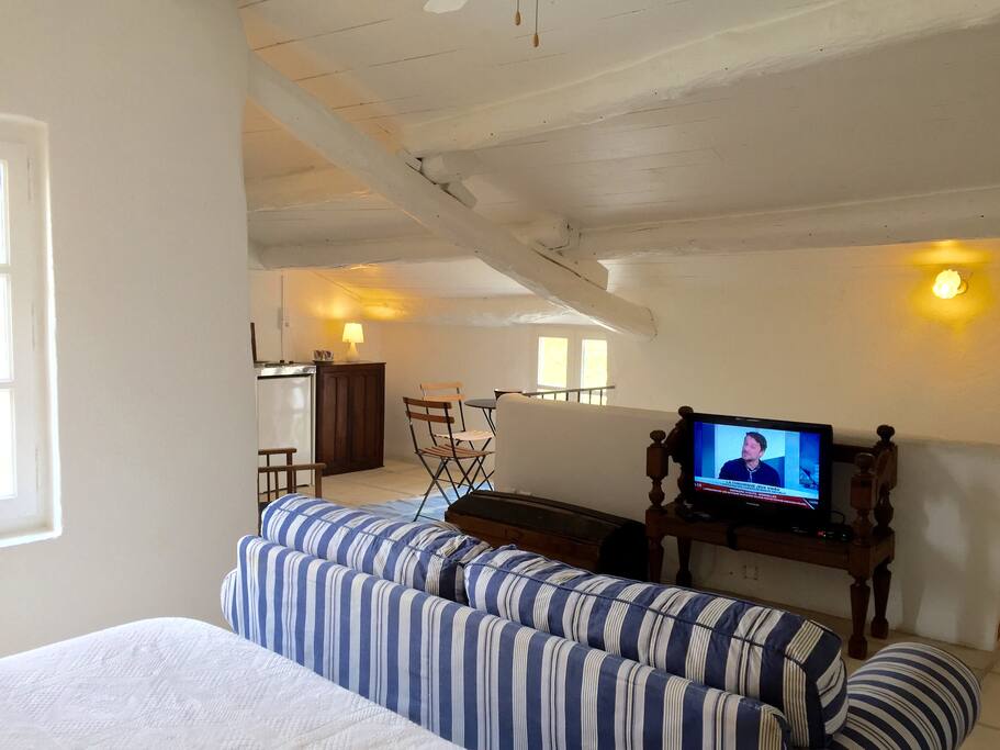Studio Bleu de toi Dans le Hameau de la Croix du Gres, Le studio Bleu de toi ideal pour un couple, romantique à souhait...