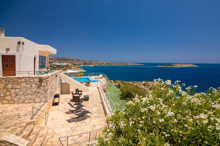 Villa Elion with Pool and Amazing Views gallery image 3