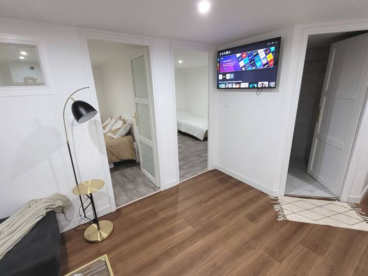 Appartement Semi-enterré+ Parking Gratuit+terrasse - Vandœuvre-lès-Nancy