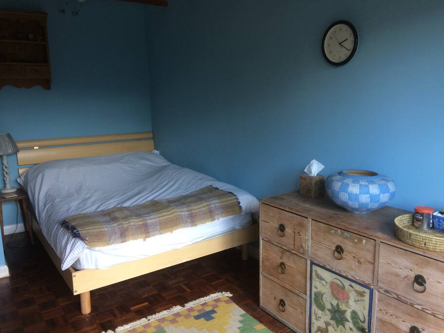 The bedroom with tea and coffee